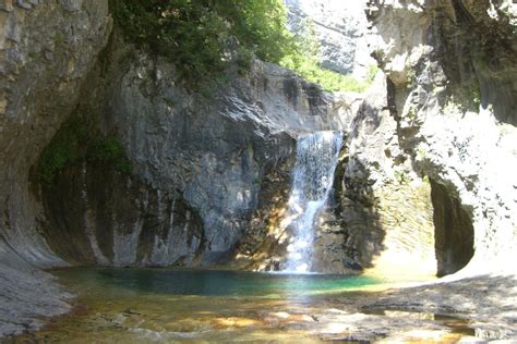 Cascada en la Garganta de Escuaín 